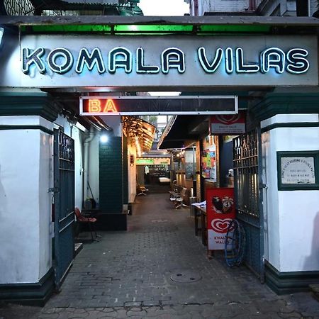 Hotel Komala Vilas Kalkuta Zewnętrze zdjęcie