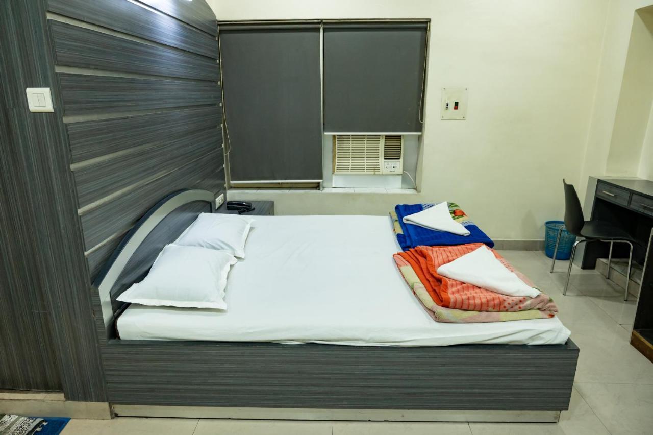 Hotel Komala Vilas Kalkuta Zewnętrze zdjęcie