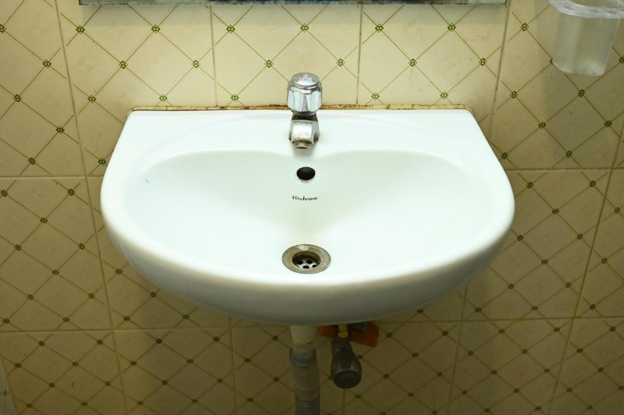 Hotel Komala Vilas Kalkuta Zewnętrze zdjęcie